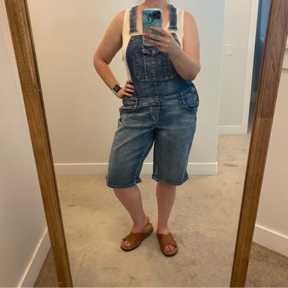 lei cropped overalls